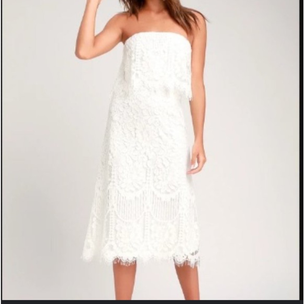 Lulu  Delia' strapless lace white dress size small bridal